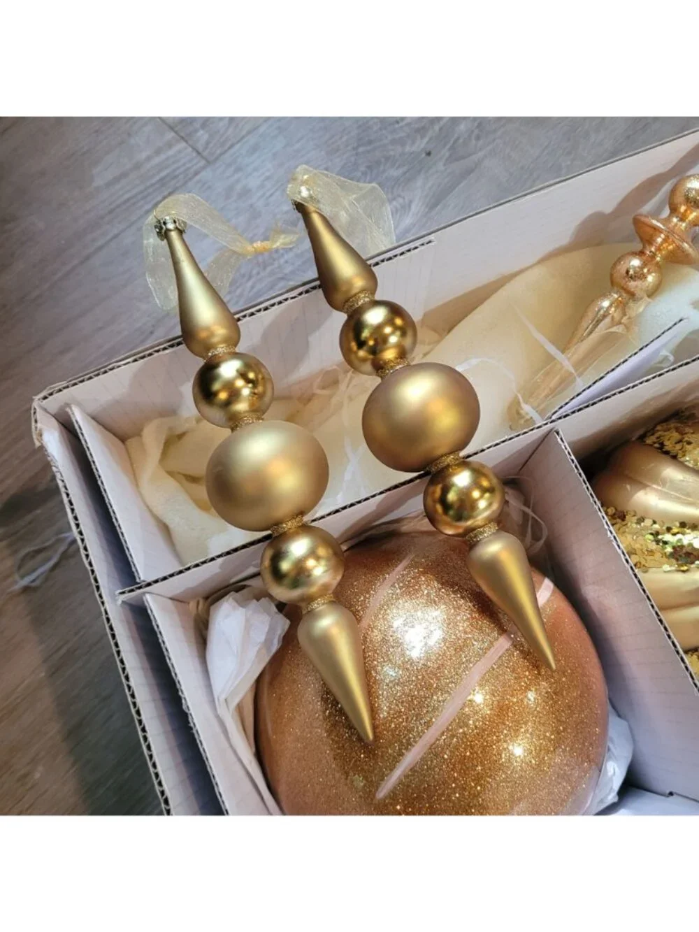 Frontgate Christmas Ornament 15 Pc Gold Glass Glitter Baubles Finial Teardrop